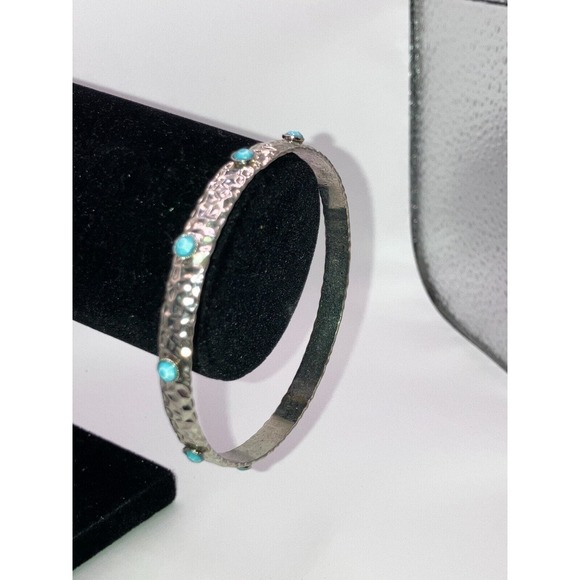 Vintage Hammered Silver-Tone with Turquoise Tone Bangle Bracelet! - Picture 2 of 5